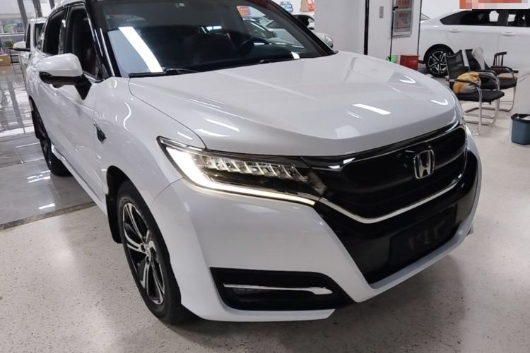 Used Honda UR-V 2017 370TURBO Four-Wheel Drive Prestige Edition China V Front Right 45 Deg