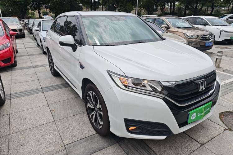 Used Honda UR-V 2017 240TURBO Two-Wheel Drive Classic Edition China V Front Right 45 Deg