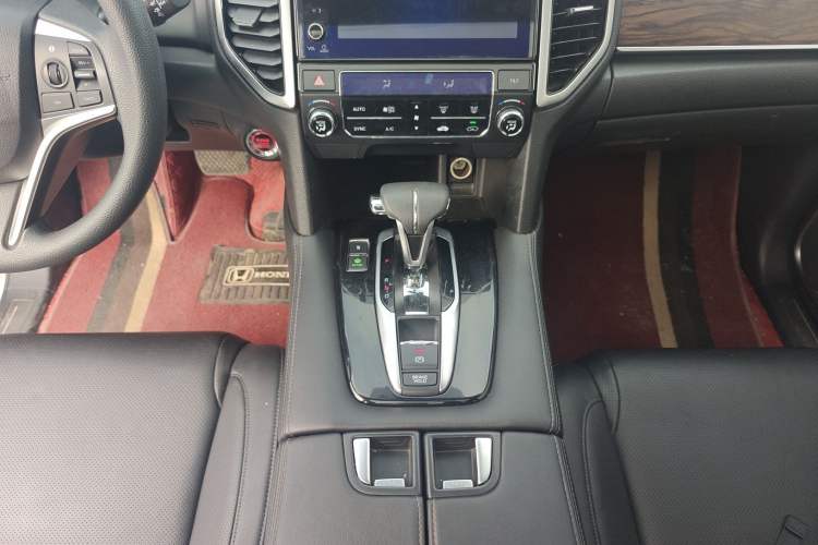 Used Honda UR-V 2017 240TURBO Two-Wheel Drive Classic Edition China V Gear Lever