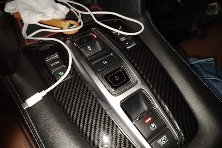 Used Honda UR-V 2017 370TURBO Four-Wheel Drive Prestige Edition China V Gear Lever