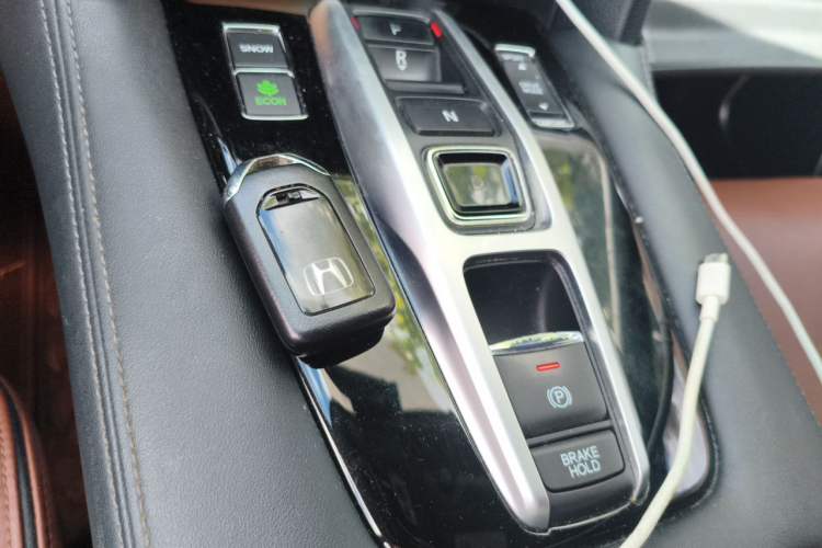 Used Honda UR-V 2017 370TURBO 2WD Prestige Edition China V Gear Lever