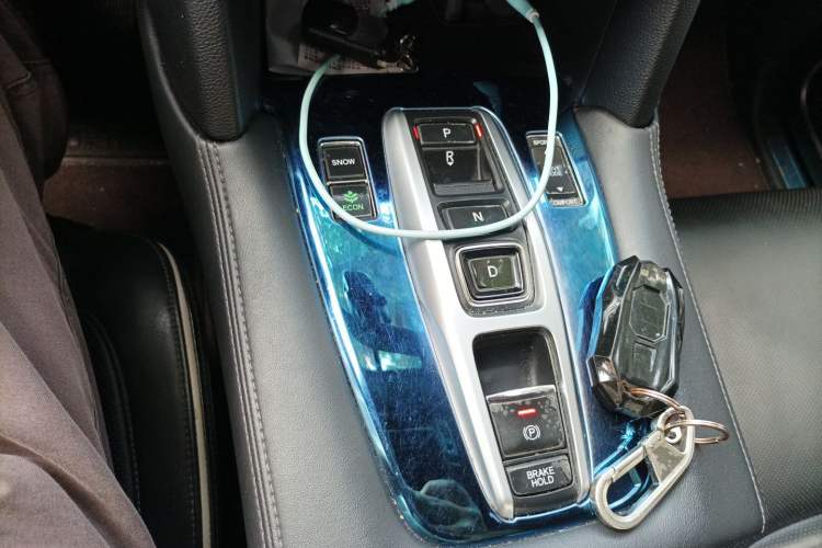 Used Honda UR-V 2017 370TURBO 2WD Prestige Edition China V Gear Lever