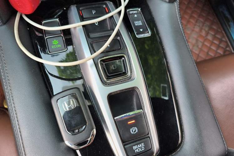 Used Honda UR-V 2017 370TURBO 2WD Prestige Edition China V Gear Lever