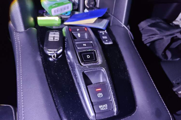 Used Honda UR-V 2017 370TURBO Four-Wheel Drive Prestige Edition China V Gear Lever