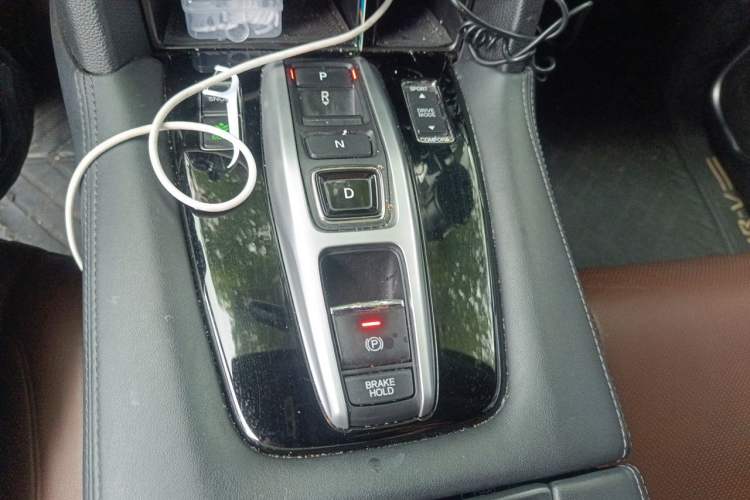 Used Honda UR-V 2017 370TURBO 2WD Prestige Edition China V Gear Lever