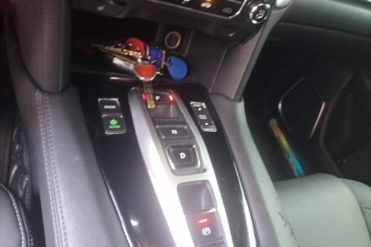 Used Honda UR-V 2017 370TURBO 2WD Prestige Edition China V Gear Lever