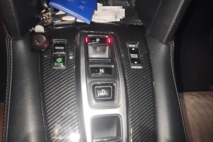 Used Honda UR-V 2017 370TURBO Four-Wheel Drive Prestige Edition China V Gear Lever