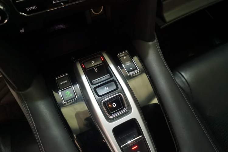 Used Honda UR-V 2017 370TURBO Four-Wheel Drive Prestige Edition China V Gear Lever