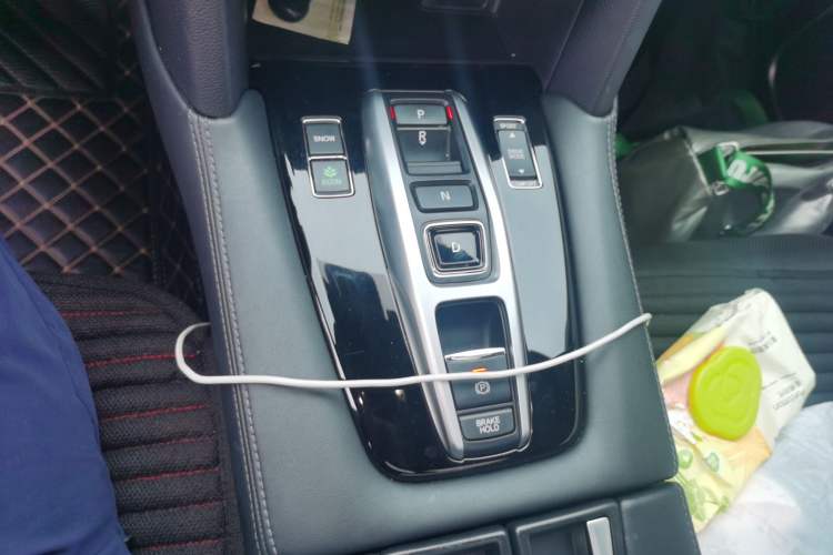 Used Honda UR-V 2017 370TURBO Four-Wheel Drive Prestige Edition China V Gear Lever
