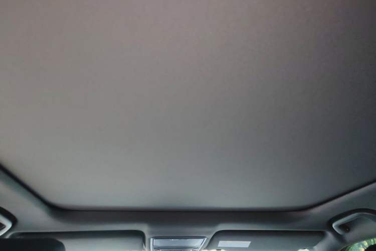 Used Honda UR-V 2017 370TURBO 2WD Prestige Edition China V Headliner