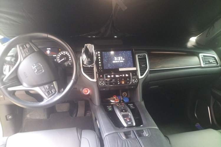 Used Honda UR-V 2017 370TURBO 2WD Prestige Edition China V Headliner