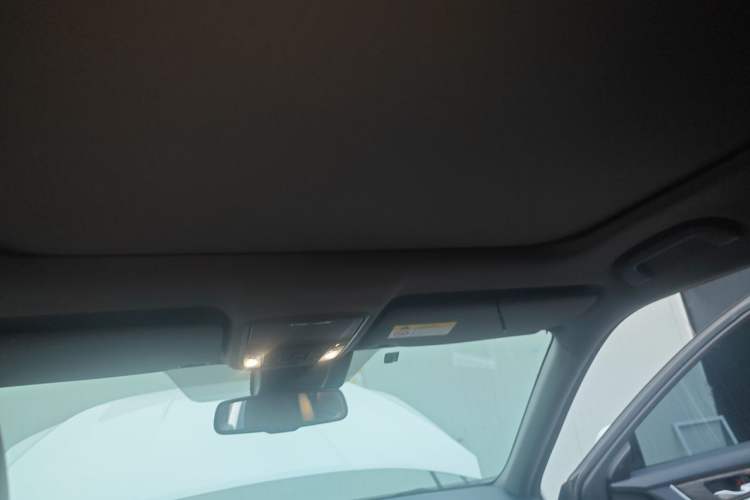 Used Honda UR-V 2017 370TURBO Four-Wheel Drive Prestige Edition China V Headliner