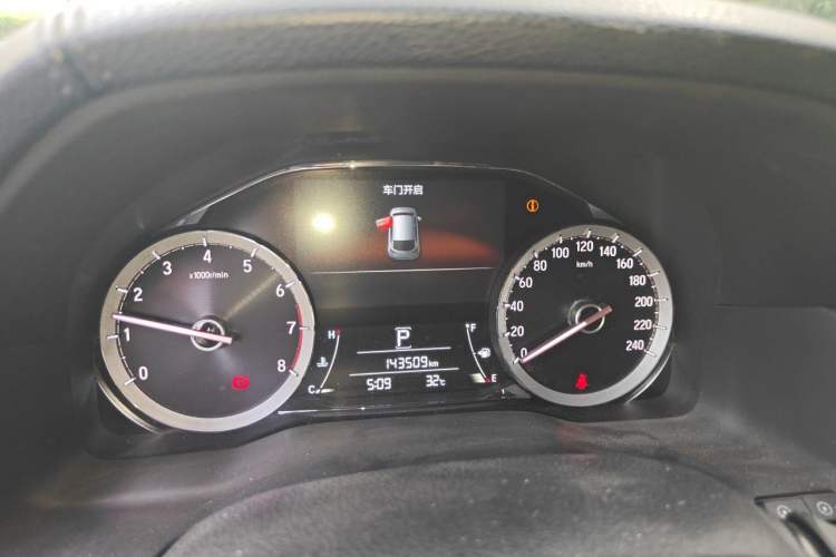 Used Honda UR-V 2017 240TURBO Two-Wheel Drive Luxury Edition China V Instrument Cluster