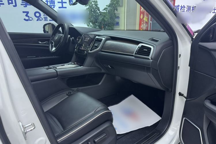 Used Honda UR-V 2017 370TURBO Four-Wheel Drive Prestige Edition China V Interior 4