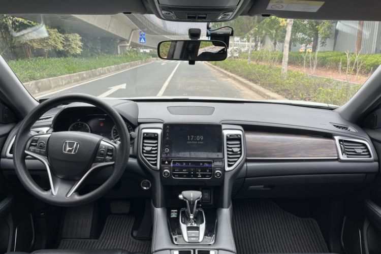 Used Honda UR-V 2017 240TURBO Two-Wheel Drive Classic Edition China V Interior 7