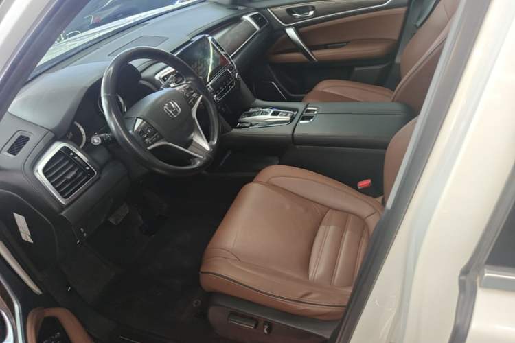 Used Honda UR-V 2017 370TURBO Four-Wheel Drive Prestige Edition China V Left Front Seat