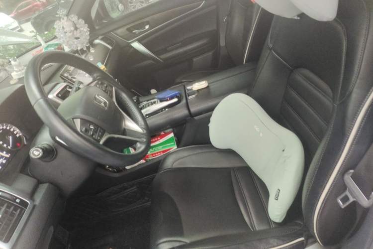 Used Honda UR-V 2017 370TURBO 2WD Prestige Edition China V Left Front Seat