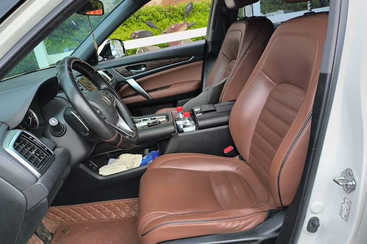 Used Honda UR-V 2017 370TURBO 2WD Prestige Edition China V Left Front Seat