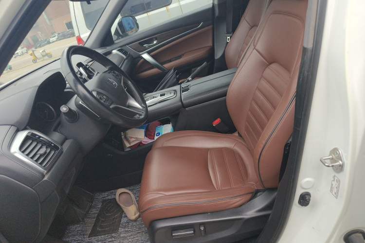 Used Honda UR-V 2017 370TURBO 2WD Prestige Edition China V Left Front Seat