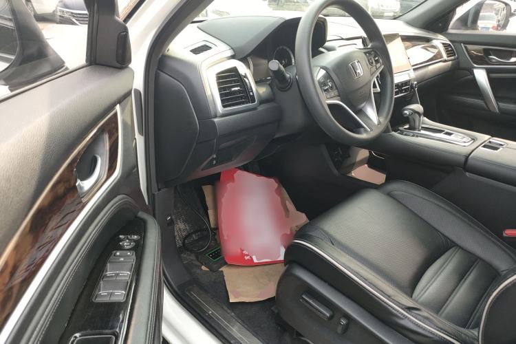 Used Honda UR-V 2017 240TURBO Two-Wheel Drive Classic Edition China V Left Front Seat