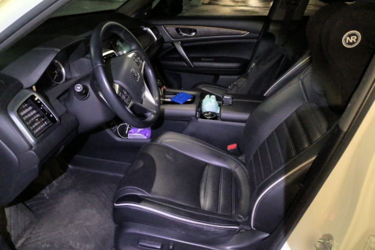 Used Honda UR-V 2017 240TURBO Two-Wheel Drive Luxury Edition China V Left Front Seat