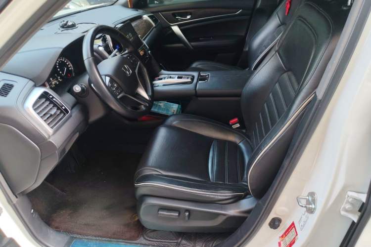 Used Honda UR-V 2017 370TURBO 2WD Prestige Edition China V Left Front Seat