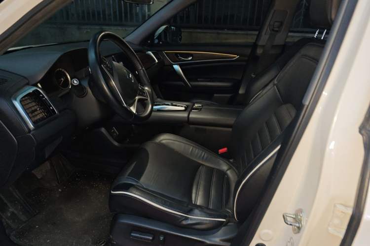 Used Honda UR-V 2017 370TURBO 2WD Prestige Edition China V Left Front Seat