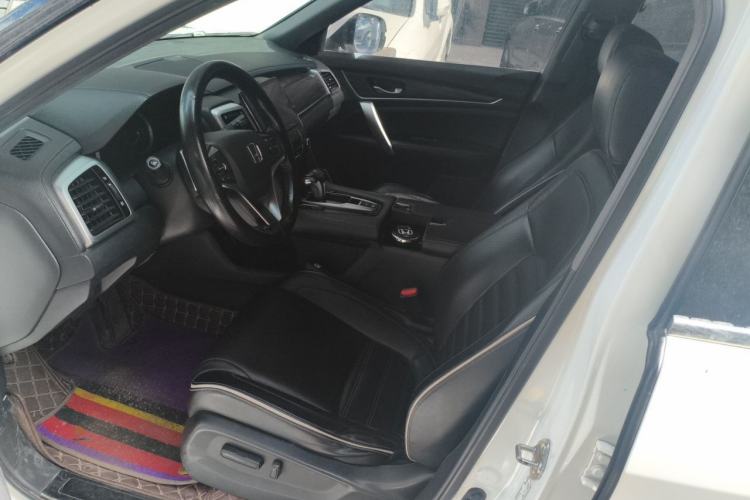 Used Honda UR-V 2017 240TURBO Two-Wheel Drive Luxury Edition China V Left Front Seat