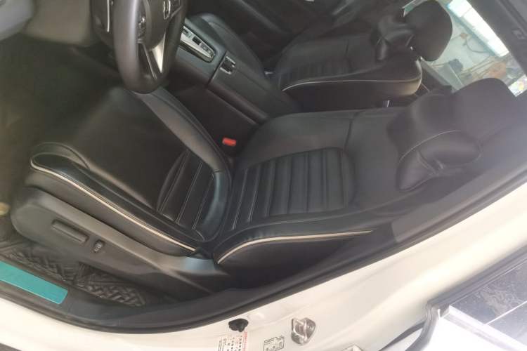 Used Honda UR-V 2017 370TURBO Four-Wheel Drive Prestige Edition China V Left Front Seat