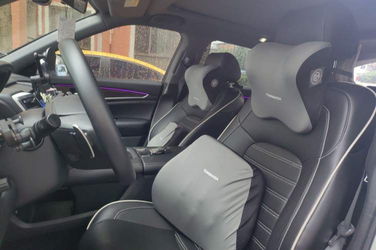 Used Honda UR-V 2017 240TURBO Two-Wheel Drive Classic Edition China V Left Front Seat