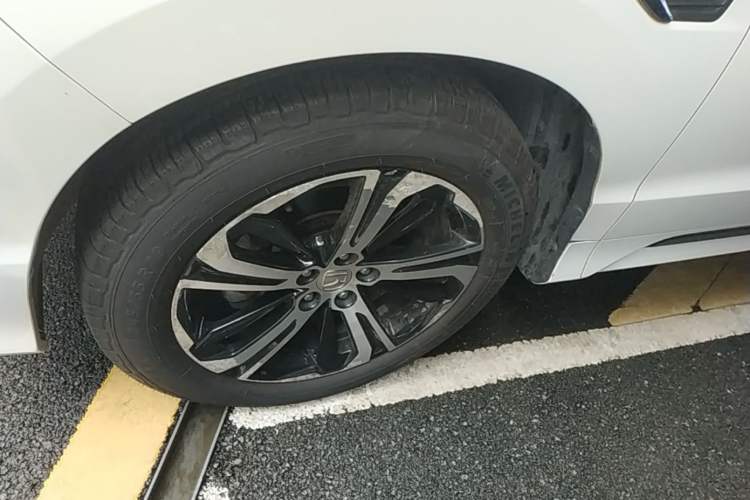Used Honda UR-V 2017 370TURBO Four-Wheel Drive Prestige Edition China V Left Front Wheel Hub