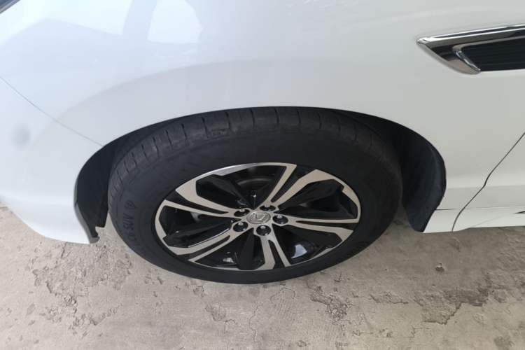 Used Honda UR-V 2017 370TURBO 2WD Prestige Edition China V Left Front Wheel Hub