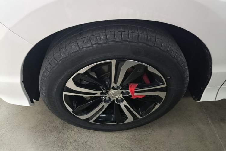 Used Honda UR-V 2017 370TURBO Four-Wheel Drive Prestige Edition China V Left Front Wheel Hub