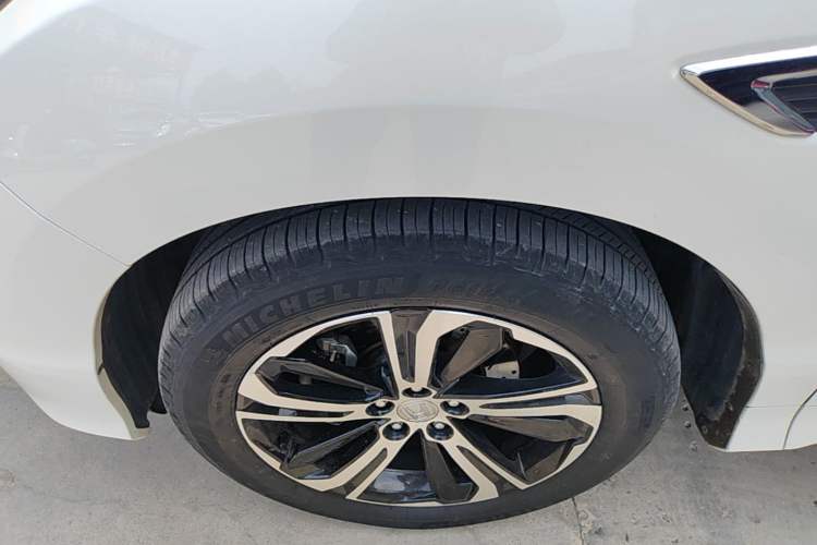 Used Honda UR-V 2017 370TURBO Four-Wheel Drive Prestige Edition China V Left Front Wheel Hub