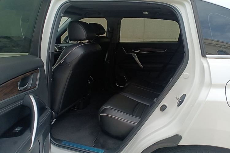 Used Honda UR-V 2017 240TURBO Two-Wheel Drive Classic Edition China VI Left Rear Seat