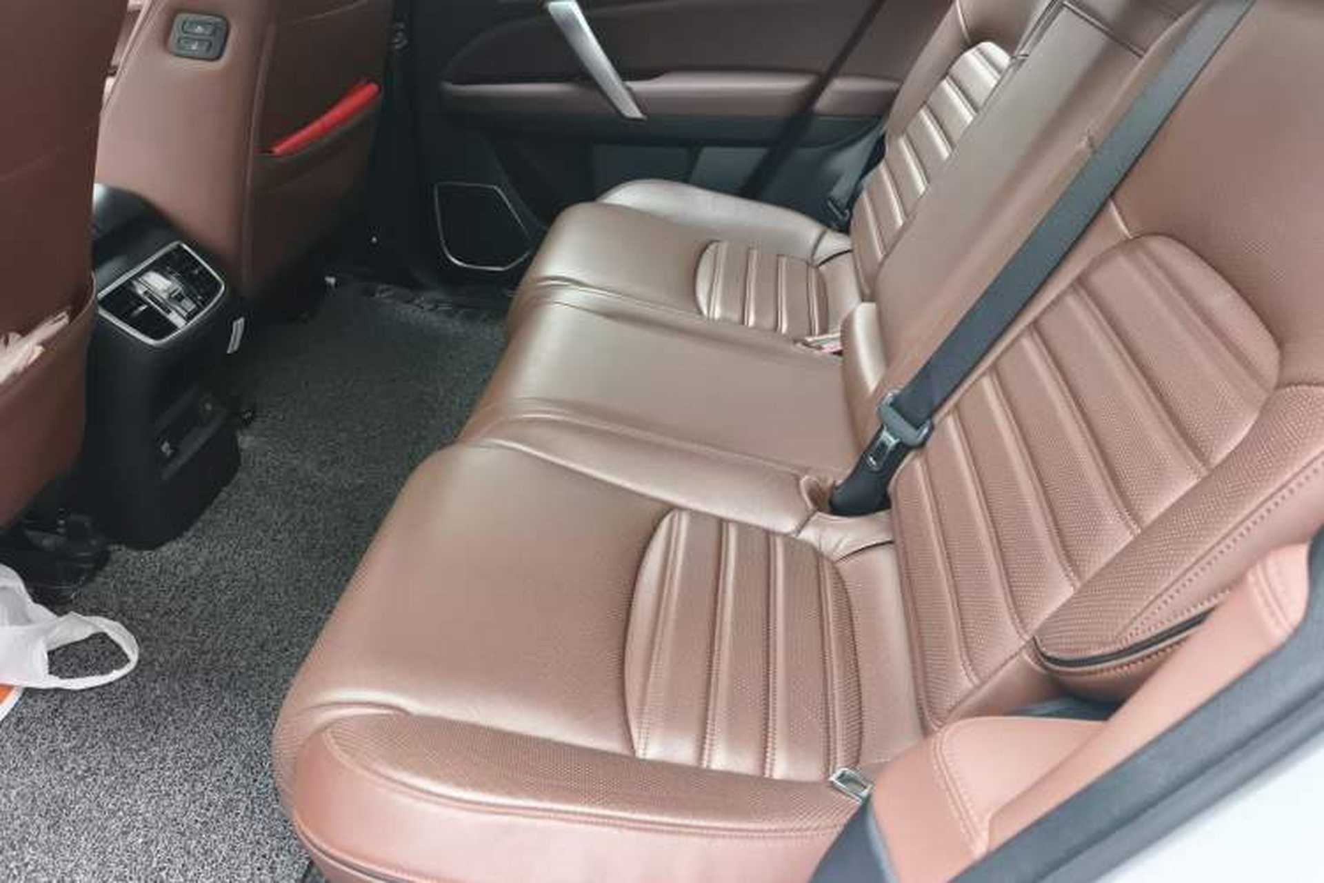 Used Honda UR-V 2017 370TURBO Four-Wheel Drive Prestige Edition China V Left Rear Seat