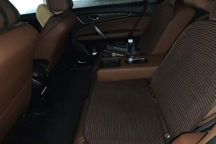 Used Honda UR-V 2017 370TURBO 2WD Prestige Edition China V Left Rear Seat
