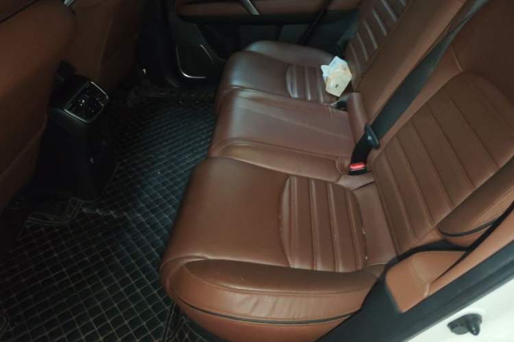 Used Honda UR-V 2017 370TURBO 2WD Prestige Edition China V Left Rear Seat
