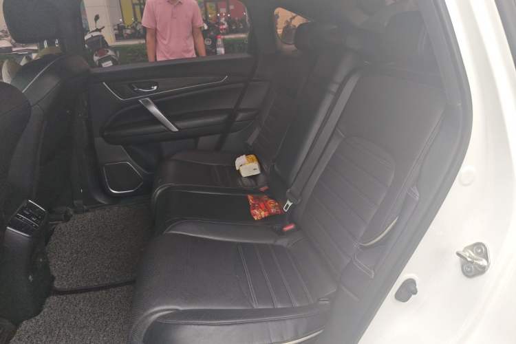 Used Honda UR-V 2017 370TURBO 2WD Prestige Edition China V Left Rear Seat