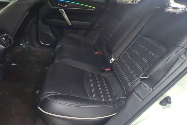 Used Honda UR-V 2017 240TURBO Two-Wheel Drive Classic Edition China V Left Rear Seat