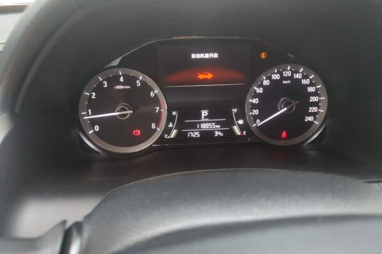 Used Honda UR-V 2017 240TURBO Two-Wheel Drive Classic Edition China V Odometer Close Up