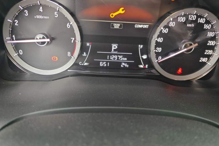 Used Honda UR-V 2017 370TURBO Four-Wheel Drive Prestige Edition China V Odometer Close Up