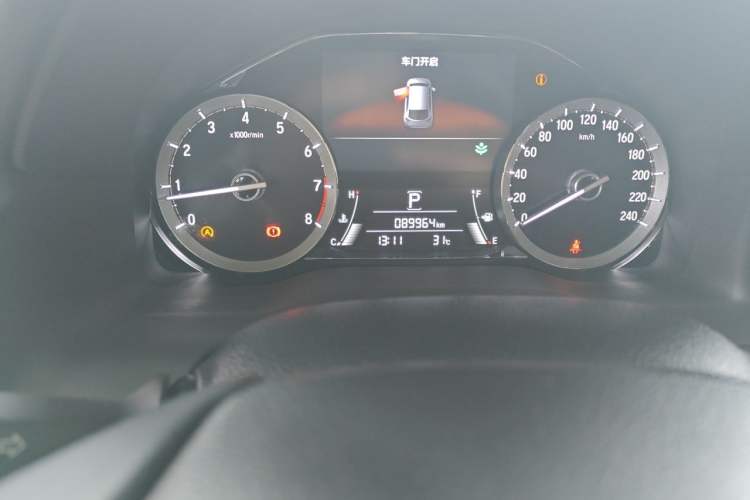 Used Honda UR-V 2017 370TURBO 2WD Prestige Edition China V Odometer Close Up