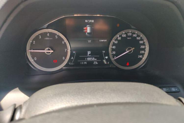 Used Honda UR-V 2017 370TURBO 2WD Prestige Edition China V Odometer Close Up
