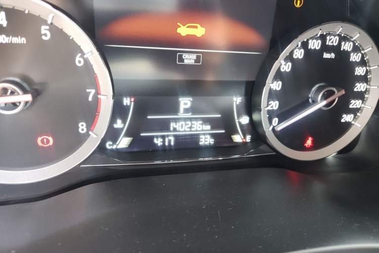 Used Honda UR-V 2017 240TURBO Two-Wheel Drive Luxury Edition China V Odometer Close Up