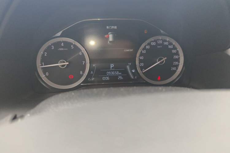 Used Honda UR-V 2017 370TURBO 2WD Prestige Edition China V Odometer Close Up