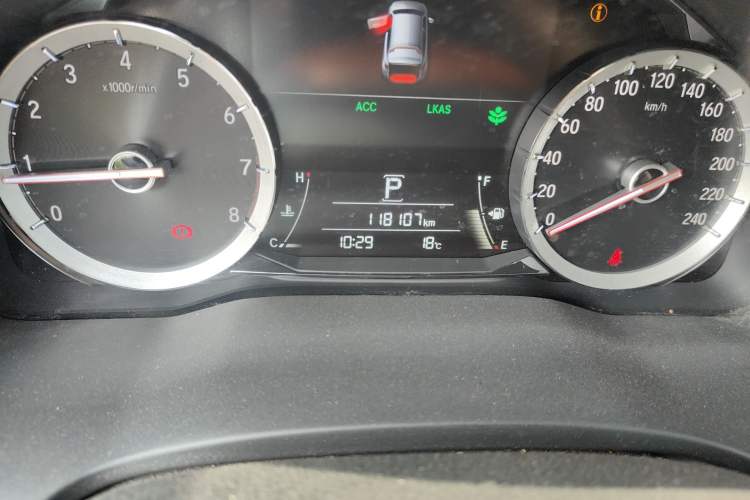 Used Honda UR-V 2017 370TURBO Four-Wheel Drive Prestige Edition China V Odometer Close Up