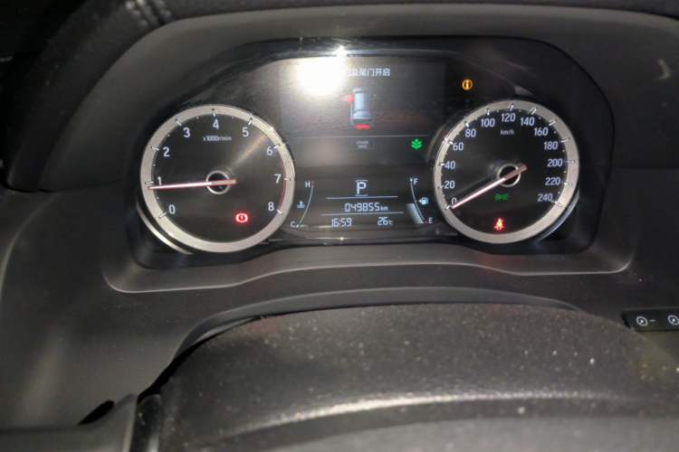 Used Honda UR-V 2017 240TURBO Two-Wheel Drive Luxury Edition China V Odometer Close Up
