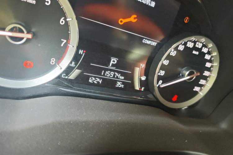 Used Honda UR-V 2017 370TURBO Four-Wheel Drive Prestige Edition China V Odometer Close Up