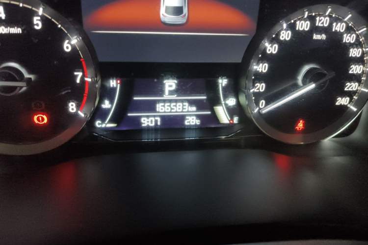 Used Honda UR-V 2017 240TURBO Two-Wheel Drive Luxury Edition China V Odometer Close Up